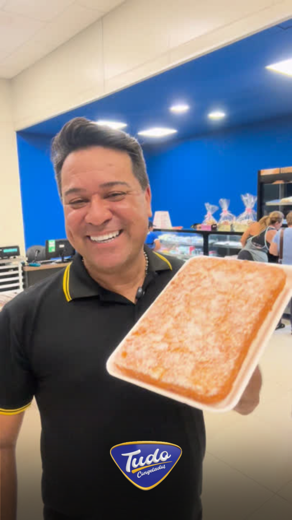 Horário feriado. Tem informativo chegando… e é claro, acompanhado daquele bolo de mandioca da Tudo Congelados que todo mundo ama!